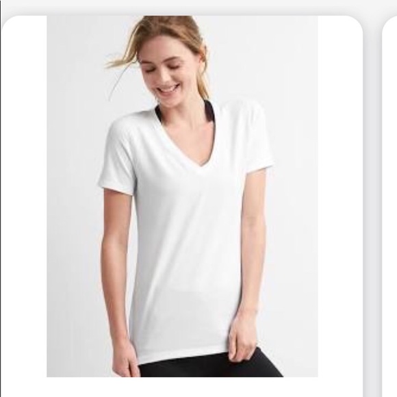 GAP Tops - GapFit Breathe V-Neck Dry Wick Shirt